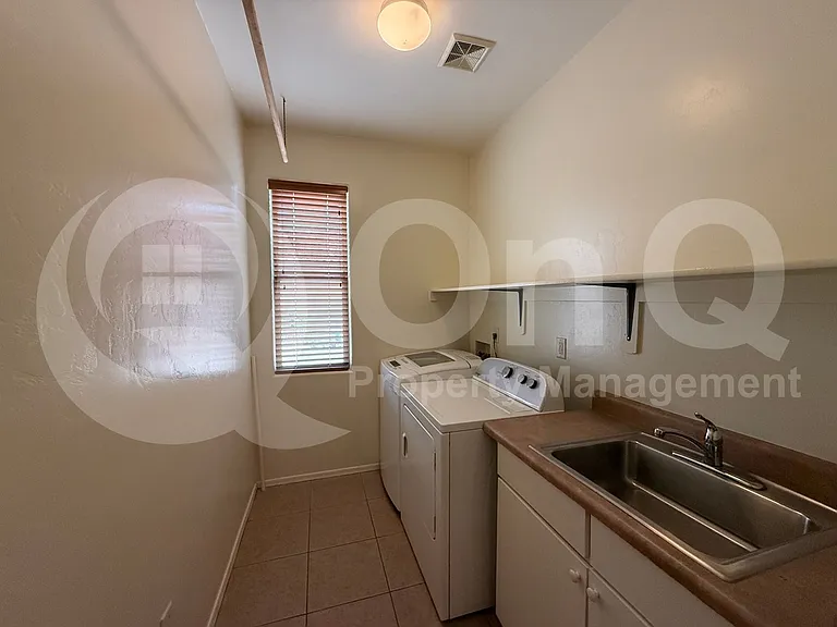 4129 S Alexandrite Ave — Photo 50
