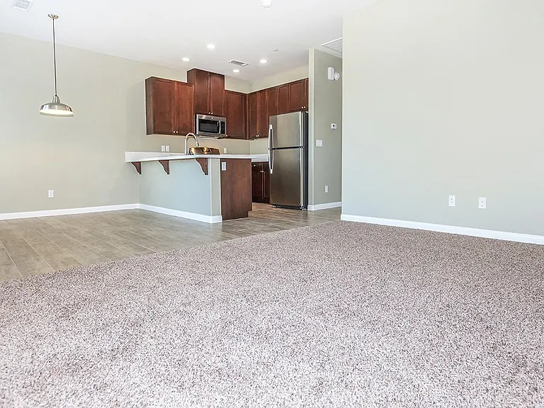 Mira Sol Gardens Rental Homes — Photo 8