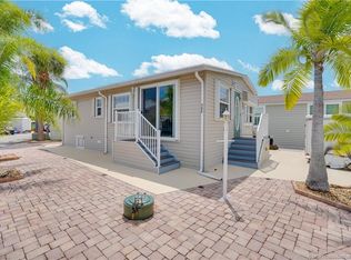 755 Nettles Blvd, Jensen Beach, FL 34957