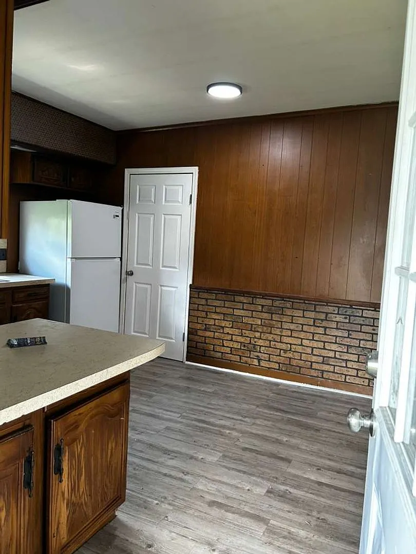 41 Fallbrook Street — Photo 1