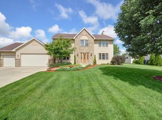 2622 Wynfield Dr, Racine, WI 53406