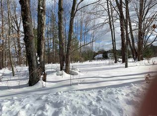 6243 Lambert Dr, Alanson, MI 49706