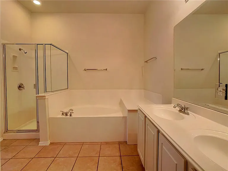 1413 Rainbow Parke Dr — Photo 9