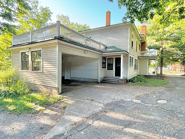 200 Burton St SE #2 — Photo 21