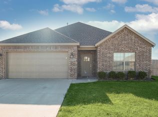 2250 N Inglewood St, Siloam Springs, AR 72761