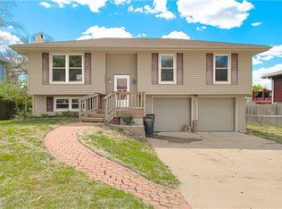 1713 Marion St, Leavenworth, KS 66048