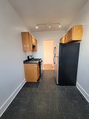 Rented by R New York | media 2