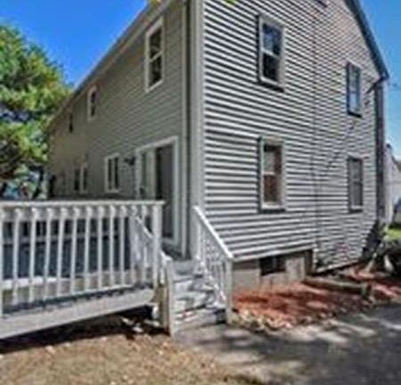 3rd image of 11 Farmington Ave