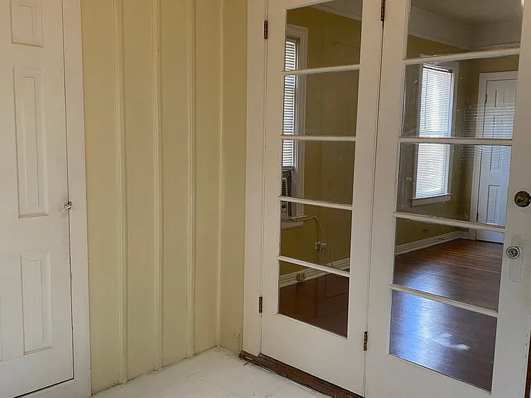 268 E Lullwood — Photo 14