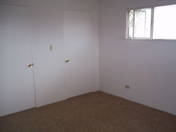 5th image of 229 1/2 W Quinto St