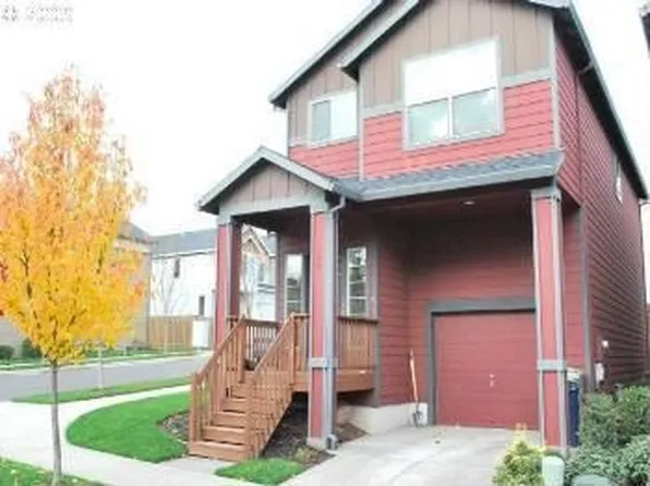 17489 Rose Petal Ln, Beaverton, OR 97003