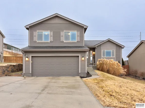7306 N 143rd St, Omaha, NE 68142