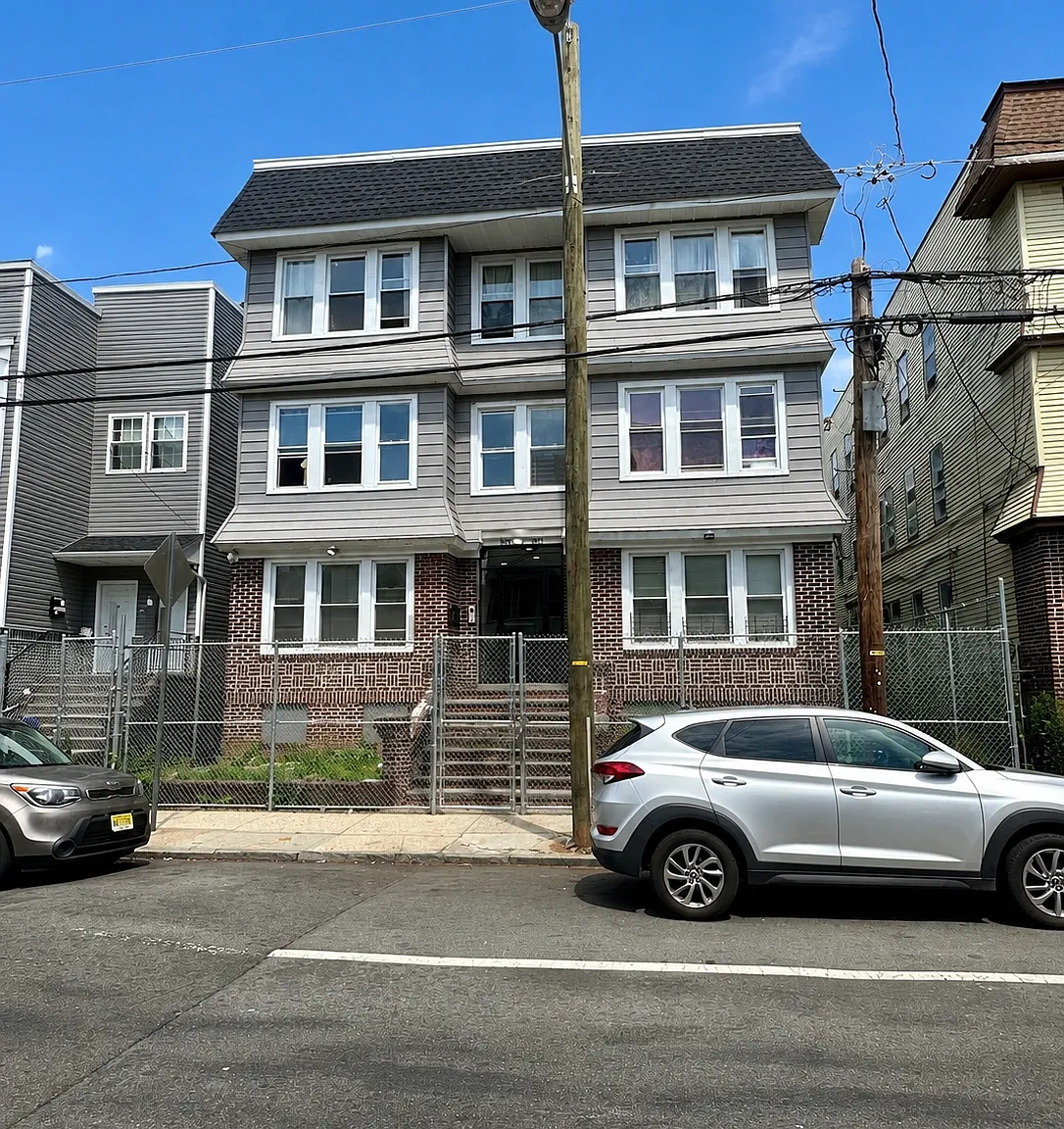 2 bed, $1,875 — Photo 1