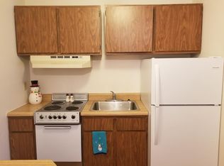925 9th Ave W APT 1, West Fargo, ND 58078