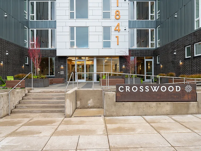 Crosswood | Exterior
