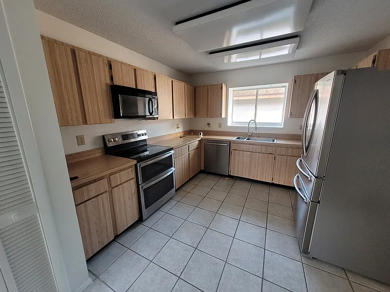 7125 Silvermill Dr #7125 — Photo 30