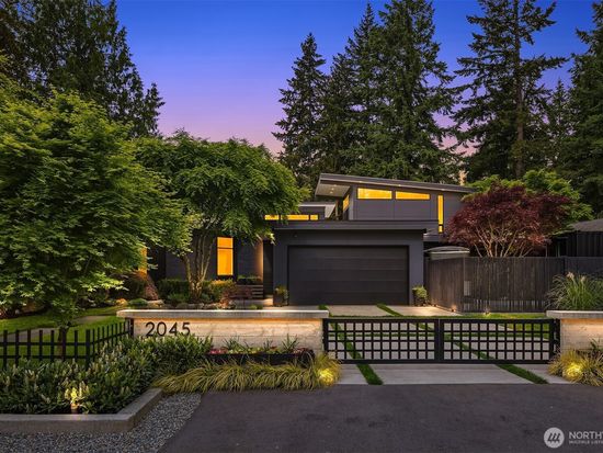 2045 102nd Avenue SE, Bellevue, WA 98004