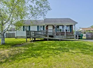 57 Willwood St, Chicopee, MA 01013