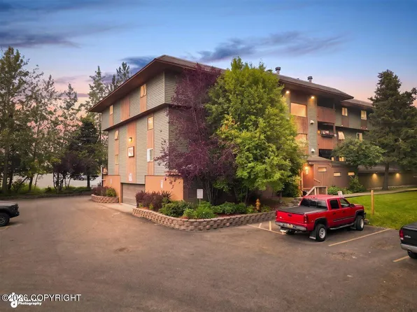 8515 Jewel Lake Rd Unit 30, Anchorage, AK 99502