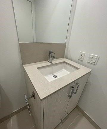 2nd image of 1791 Saint Clair Ave W #620