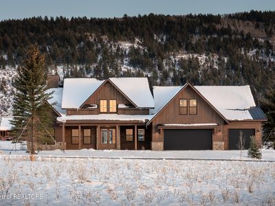 706 Royal Elk Cir, Victor, ID, 83455