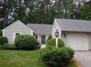 10 Oakwood Ln, Kennebunk, ME 04043