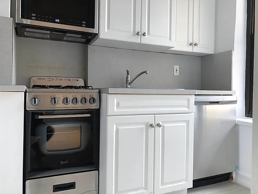 Rented by Compass | media 17