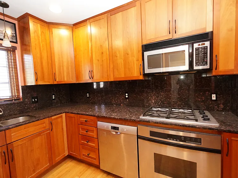1326 Cleveland Heights Blvd — Photo 13