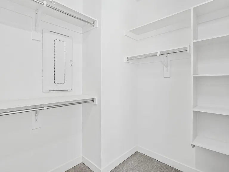 1518 N Carroll Ave — Photo 22