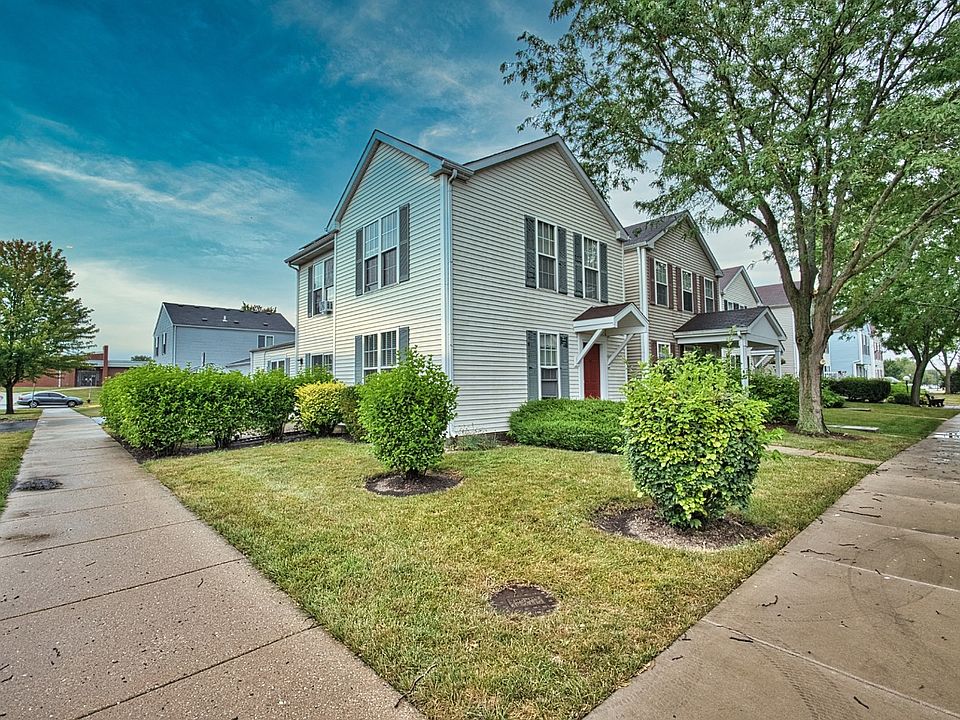 1st image of 778 Symphony Dr