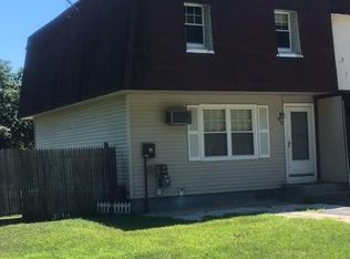 77 Sheffield Dr, Middletown, NY 10940