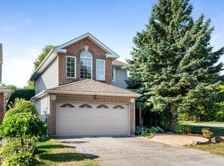 2 Sherring Cres, Ottawa, ON K2K2T2