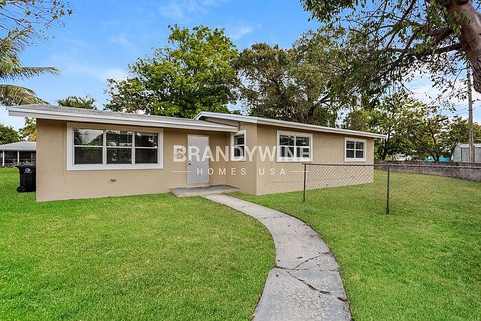 1st image of 1706 NW 13th Ave