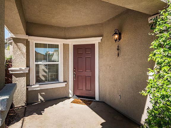 2nd image of 381 Summer Garden Way