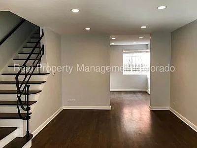 1050 N Logan St #D — Photo 2