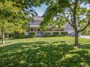 11 Huckleberry Hill Ln, Edgartown, MA 02539