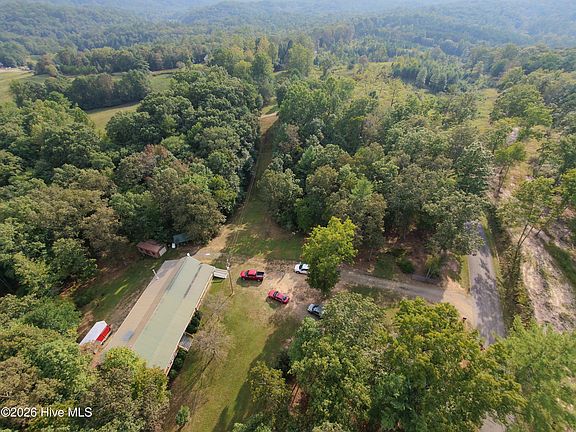 2nd image of 490 Nichols Road