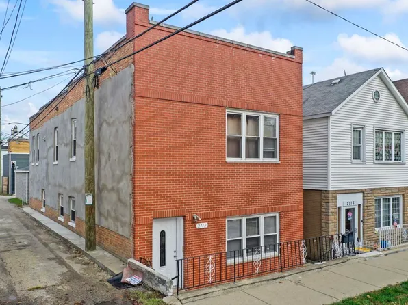 2713 S Crowell St, Chicago, IL 60608