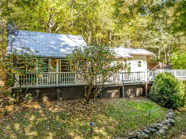 284 Grady Winkler Road, Boone, NC 28607