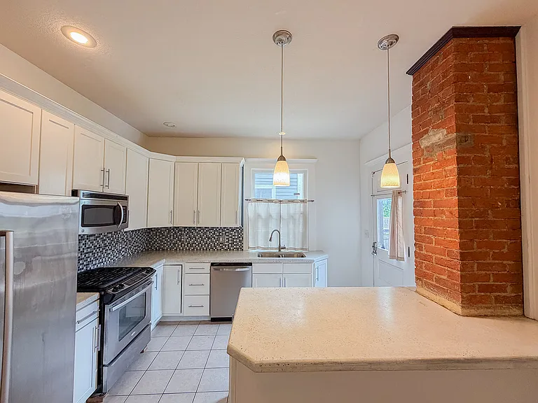 2035 N New Jersey St #1 — Photo 6
