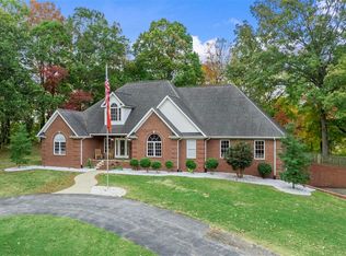 8358 Cemetery Rd, Bowling Green, KY 42103