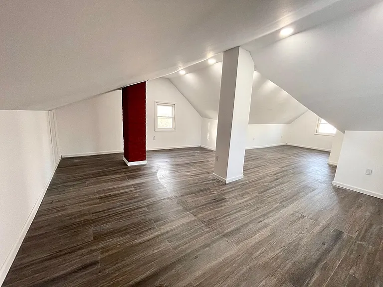 30 Magnolia Ave #2 — Photo 9