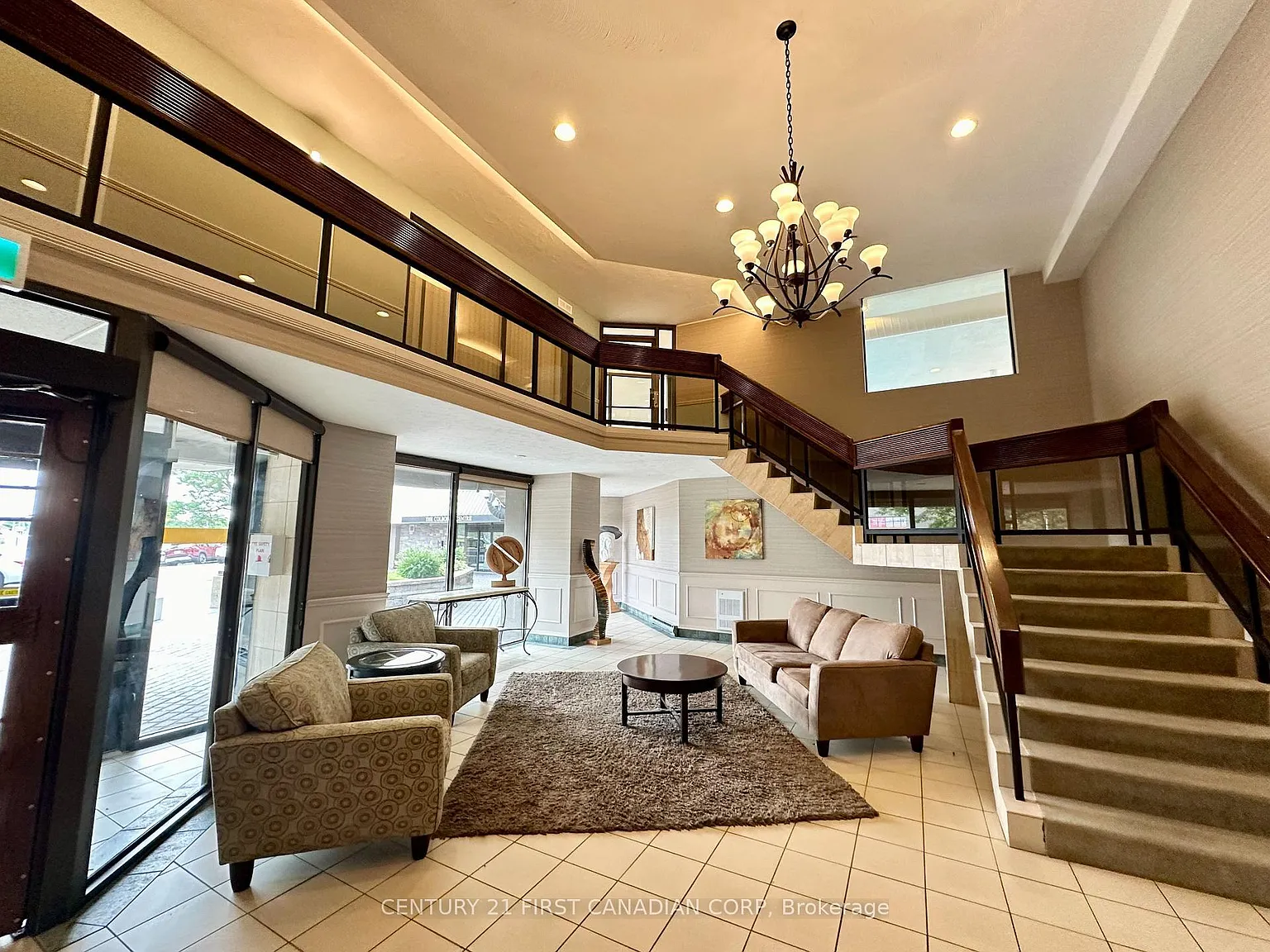 2 bed, $1,900 — Photo 2