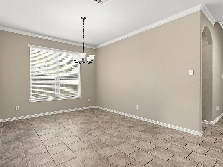 34 Sawbridge Cir — Photo 7