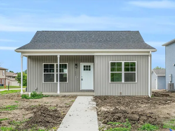 1202 Smith Rd, Urbana, IL 61802