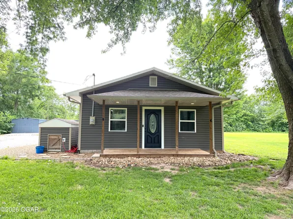 13739 Elm Rd, Carthage, MO 64836
