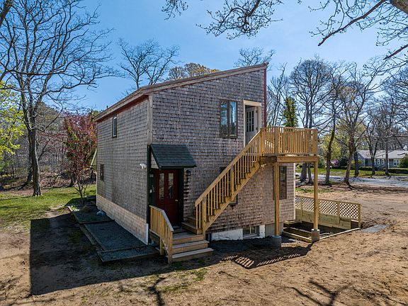 3rd image of 50 Silver Oak Road
