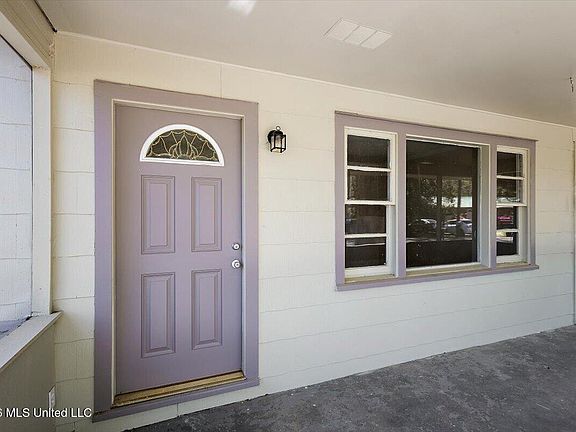 5th image of 54 Bellwood Dr