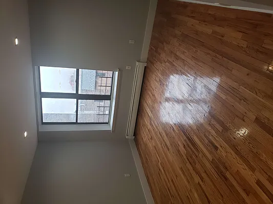 Rented by Premier One Realty LLC | media 4