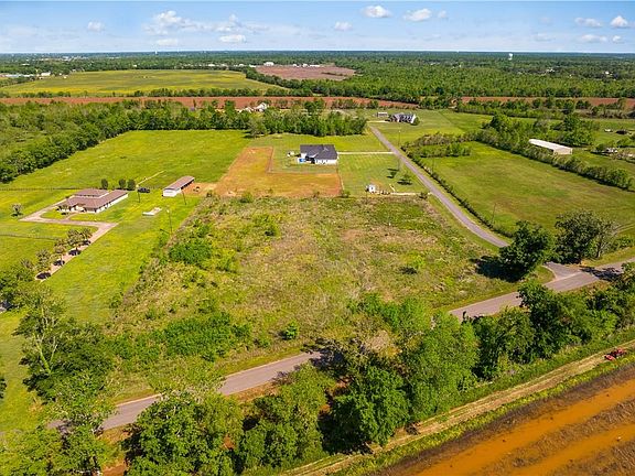 5th image of 445 Downs Ln Lot 4-5